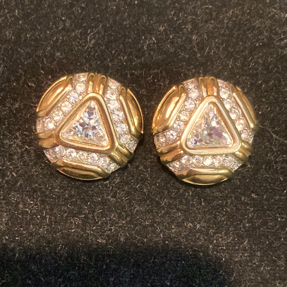 SAL gold tone/Swarovski crystal clip earrings